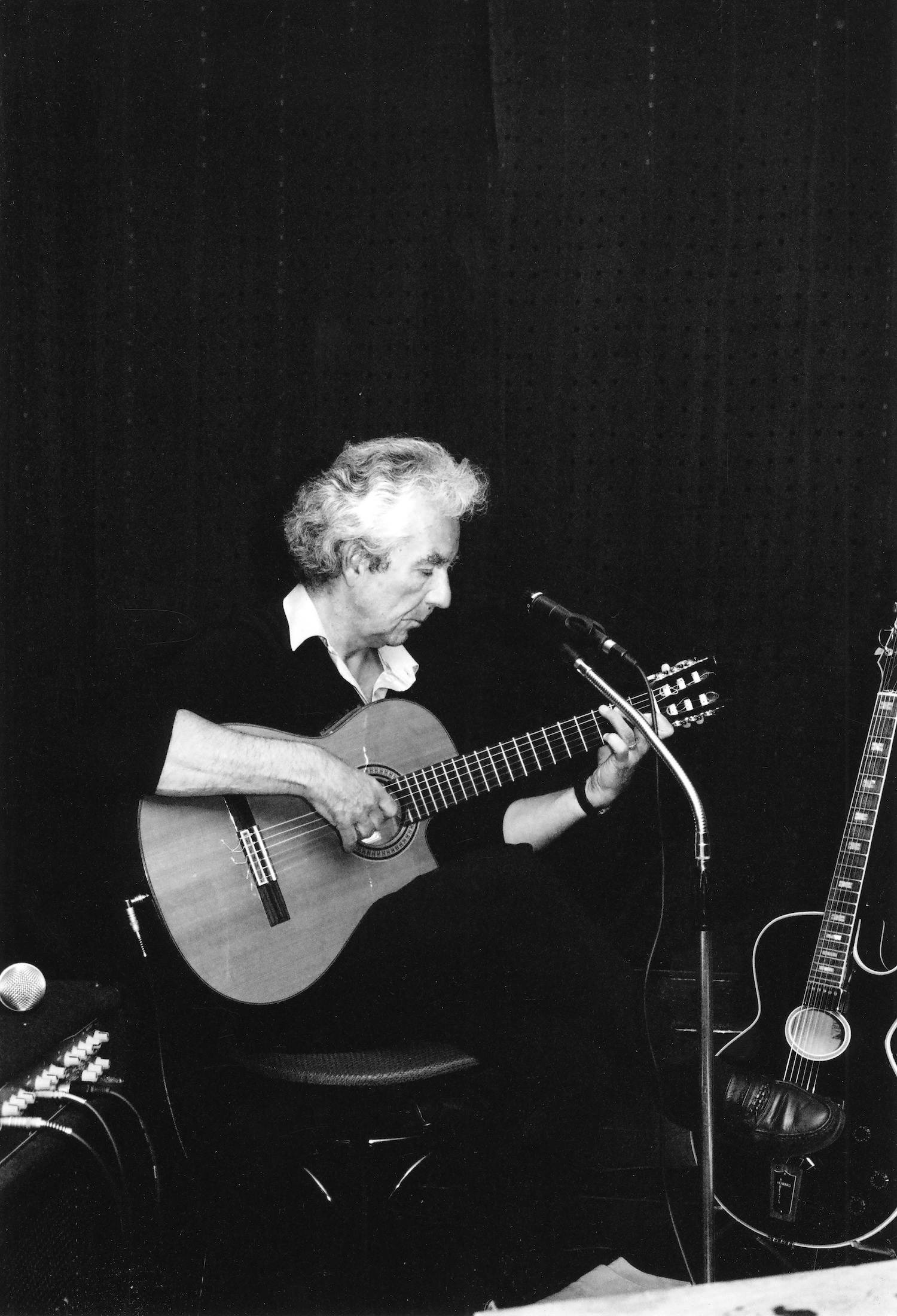 Afternnon Jazz: Jamie Moore